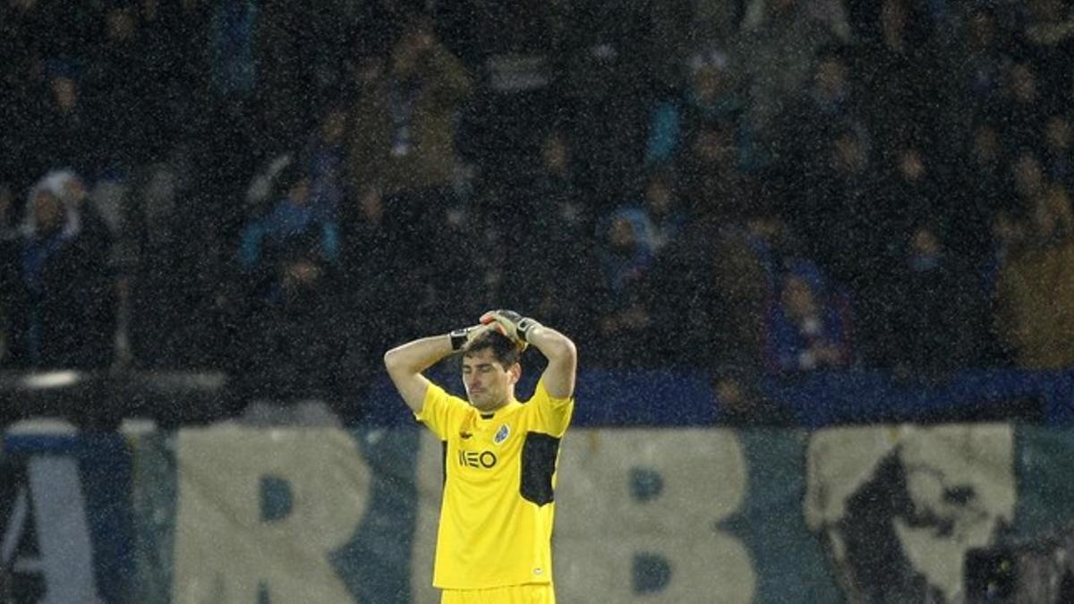 Iker Casillas, durante un encuentro del Oporto