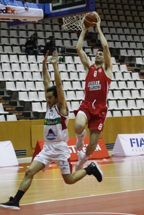 Les imatges del Bàsquet Girona - Villarrobledo (70-58)