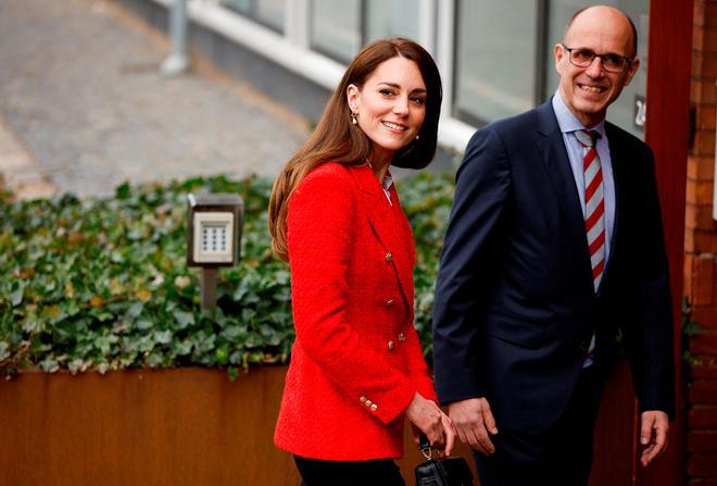 Kate Middleton luce su 'look' más español en Dinamarca