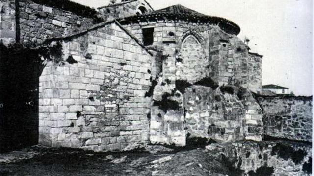 Imagen del templo en su asentamiento original de A Maestranza a principios del siglo XX. / la opinión