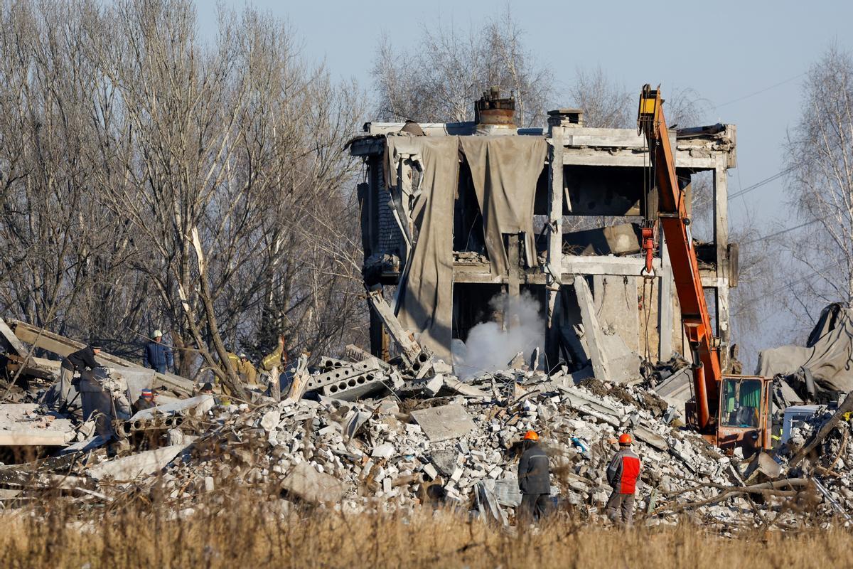 Lugar donde al menos 63 militares rusos han muerto en un ataque de las tropas ucranianas en la ciudad industrial de Makiivka, situada en la provincia oriental de Donetsk