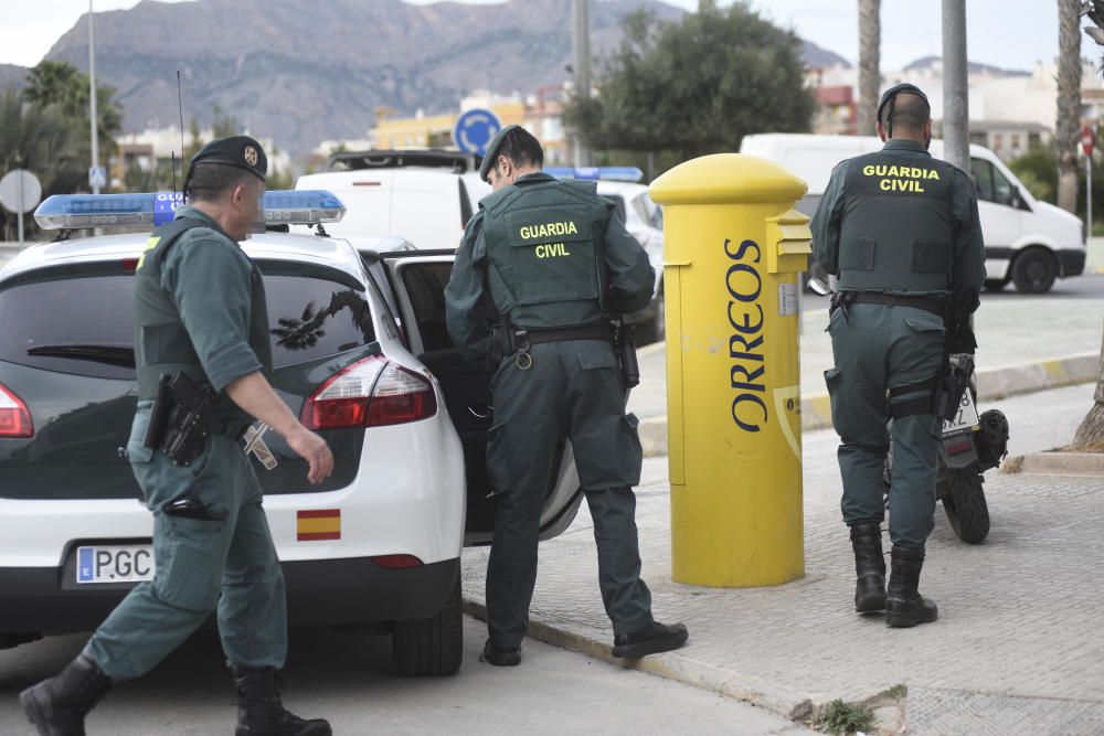 Espectacular despliegue contra la venta de droga en Beniel