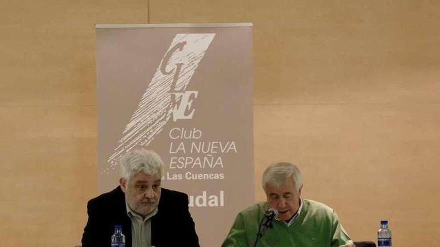 Vicente Romero y Marcelino Montoto, durante la conferencia.