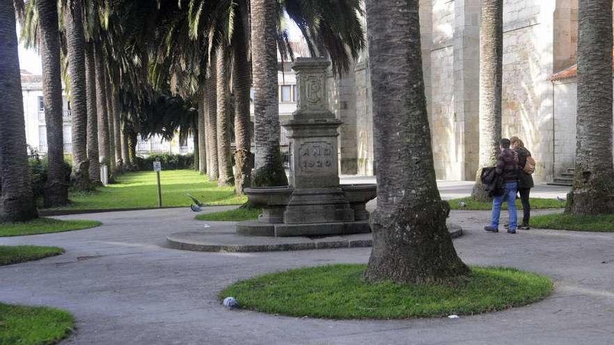 La fuente de la plaza de As Palmeiras. // Noe Parga