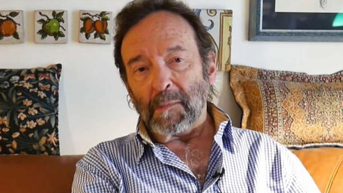 Mor congelat el fotògraf René Robert després de caure en un carrer i ser ignorat per la gent Mor congelat el fotògraf René Robert després de caure en un carrer i ser ignorat per la gent