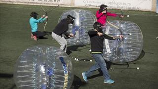 El nuevo 'paintball': guerras de arqueros por equipos