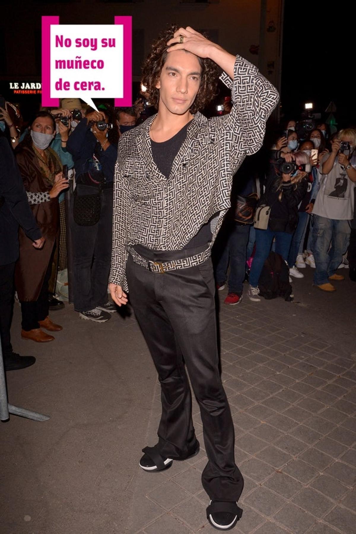Jorge López en el desfile de Balmain