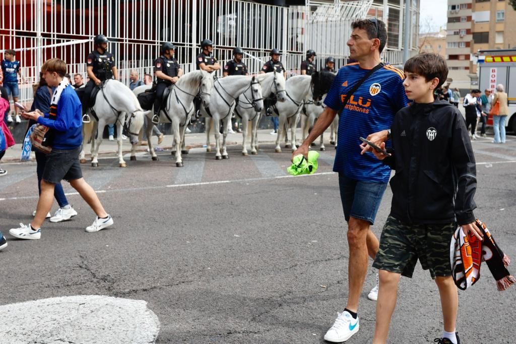 Mestalla se prepara para recibir al Espanyol en un partido de alto riesgo