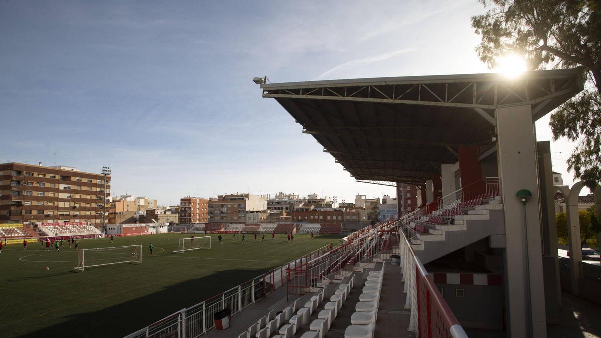 Campo de fútbol del Acero.