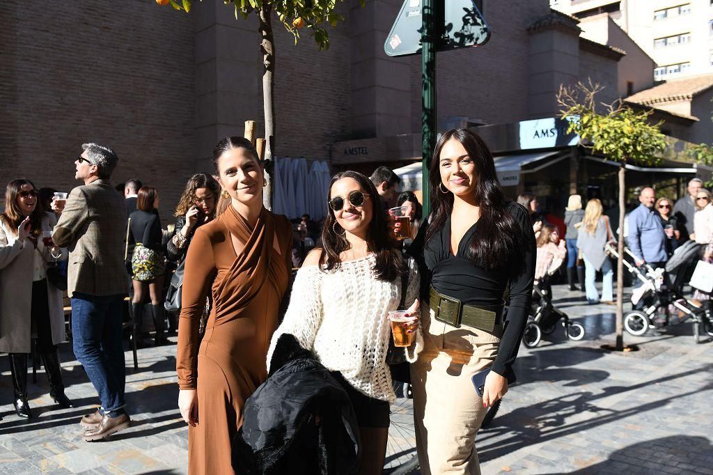 Murcia se echa a las calles durante el tardeo de Nochebuena