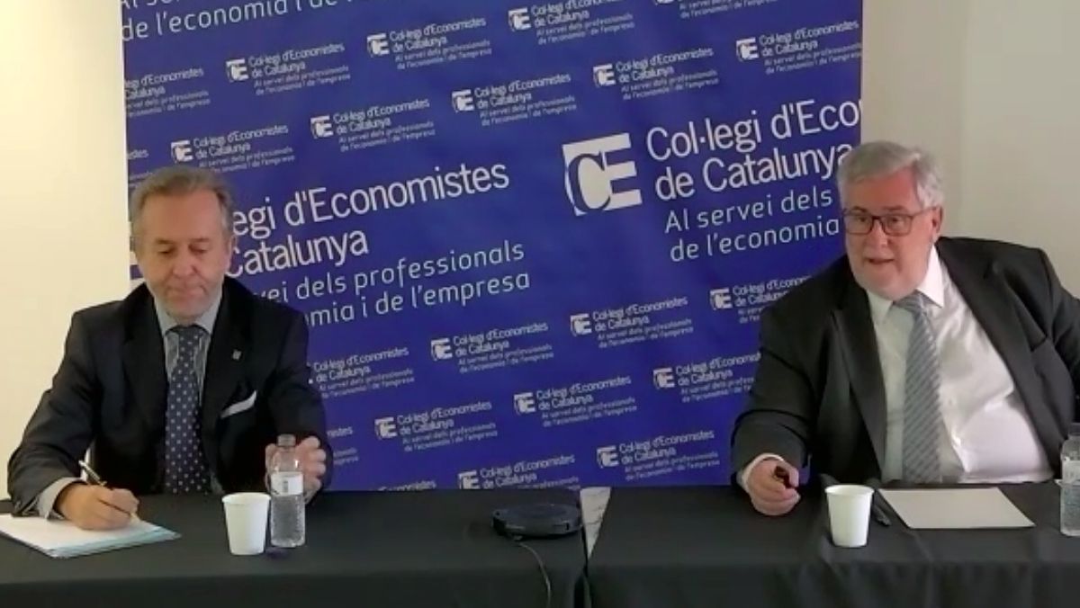 Carles Puig de Travy y Xavier Segura durante la presentación de la Encuesta de Situación de la economía catalana.