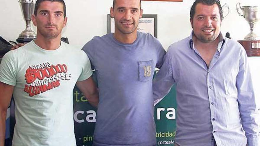 David Campos, Juanfran y José Manuel Castiñeira, en la presentación del torneo. // David Vázquez