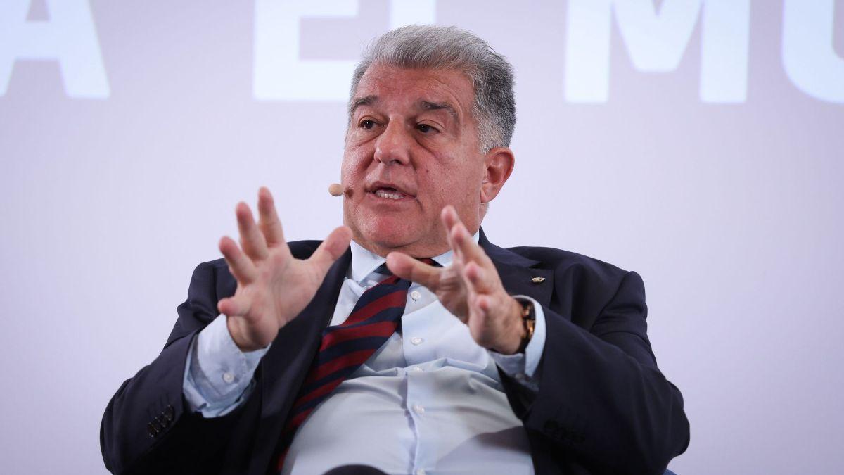 Joan Laporta durante el debate de este lunes