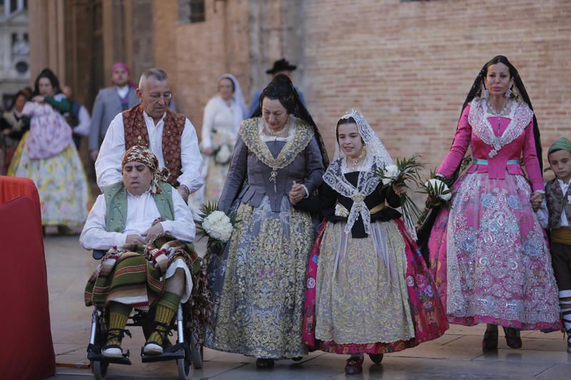 Comisiones falleras que han desfilado hasta las 18:00 horas.