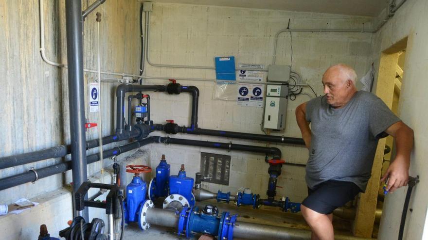 Descartan reponer la traída de Palmás-Costa en Domaio con agua de Vigo en cisternas debido al diferente cloro