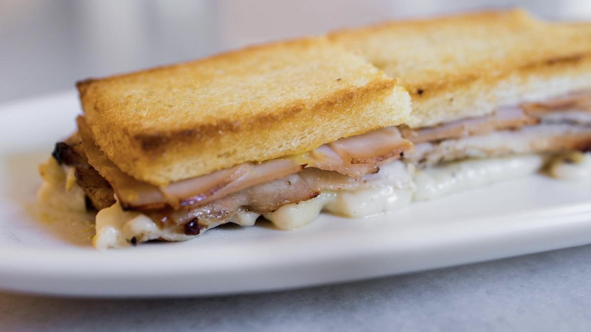 El sándwich cubano de La Raquetista en La Habana (Madrid)