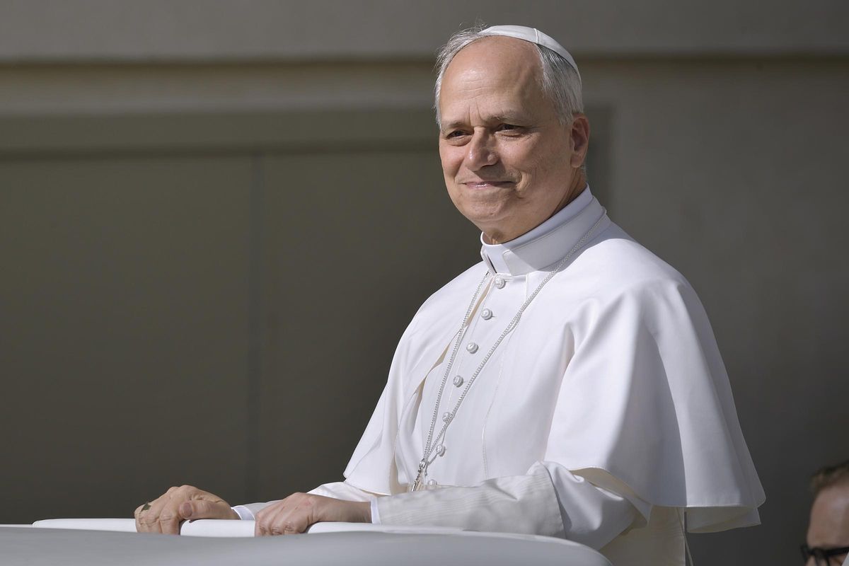 El papa pide detener la tragedia de la guerra antes de que se convierta en un abismo irreparable
