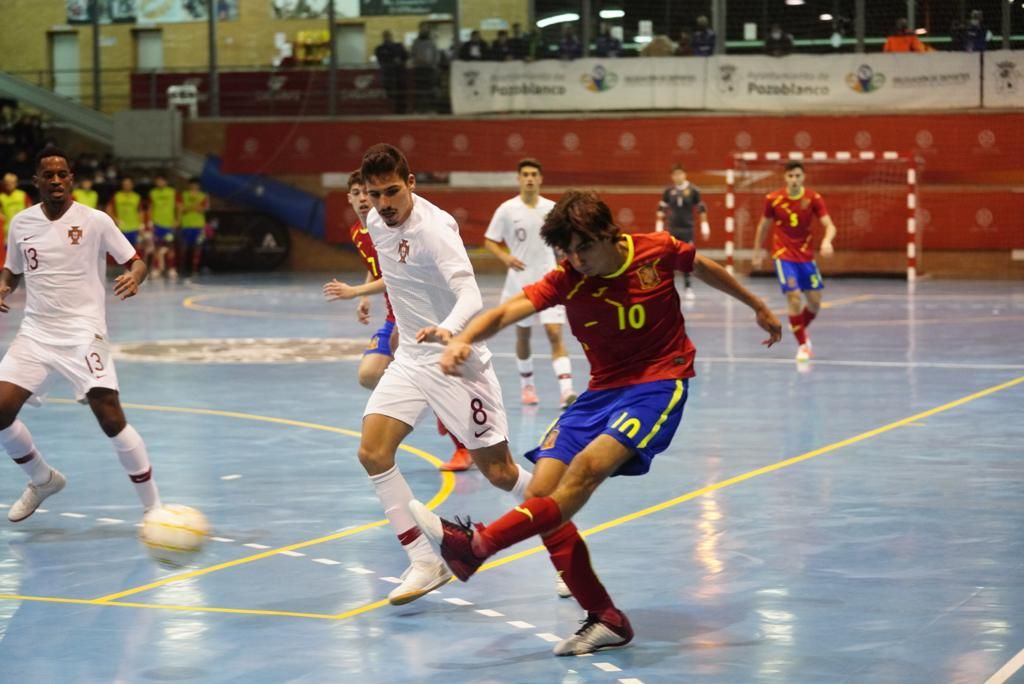 Las imágenes del España-Portugal de Futbol Sala Sub-19 en Pozoblanco