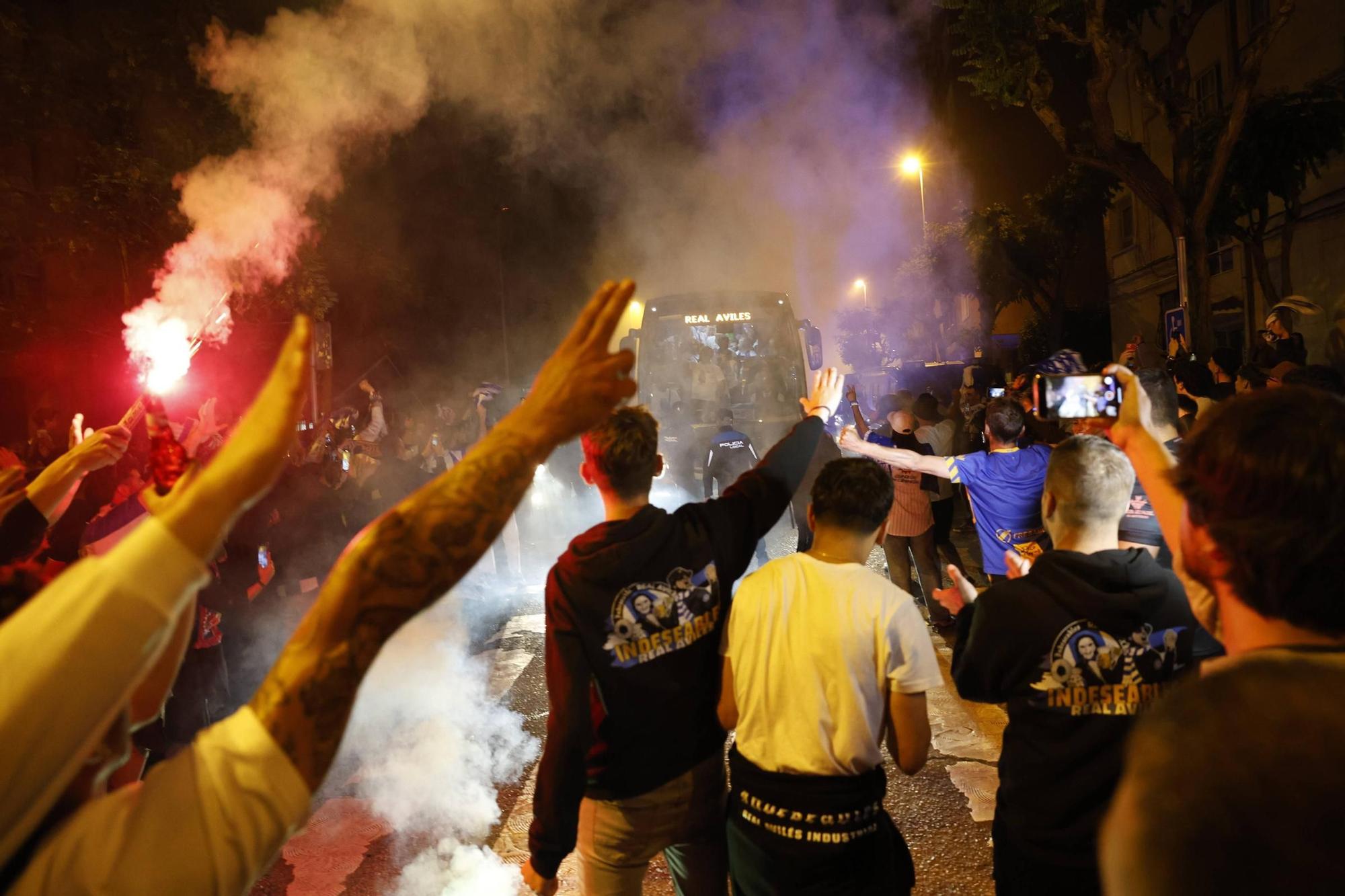EN IMÁGENES: Locura en las calles de Avilés por el ascenso