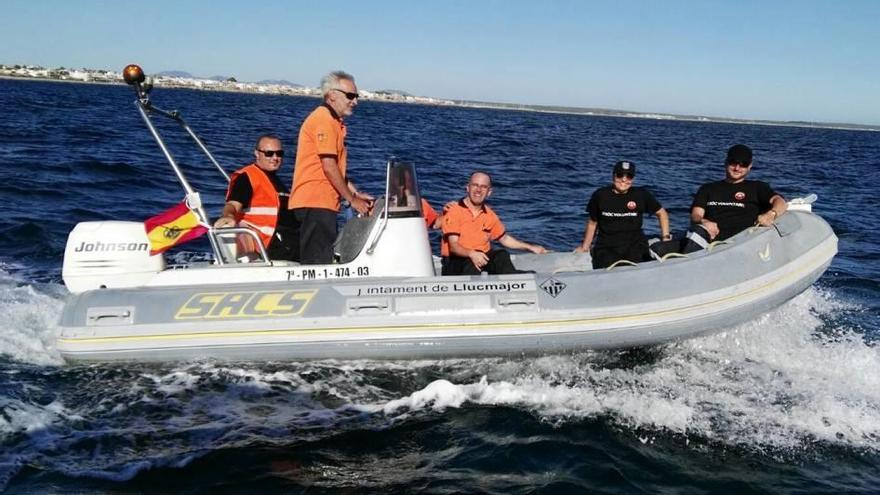 Los voluntarios estrenan una zodiac en s&#039;Estanyol