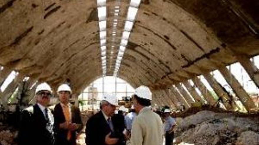 La excavación en el Embarcadero atrasa su apertura a julio del 2007