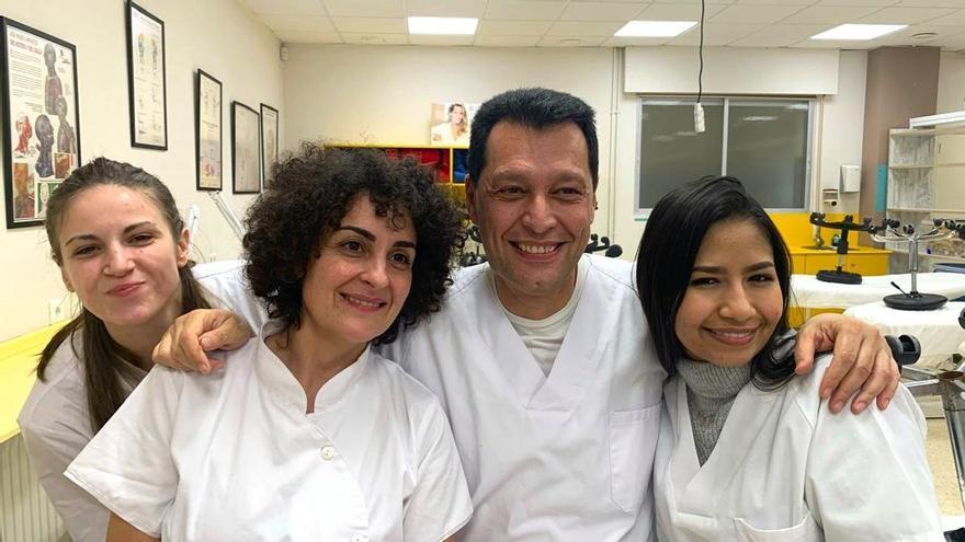 Horacio, el alumno inesperado de Estética en Vigo: «Con 63 a