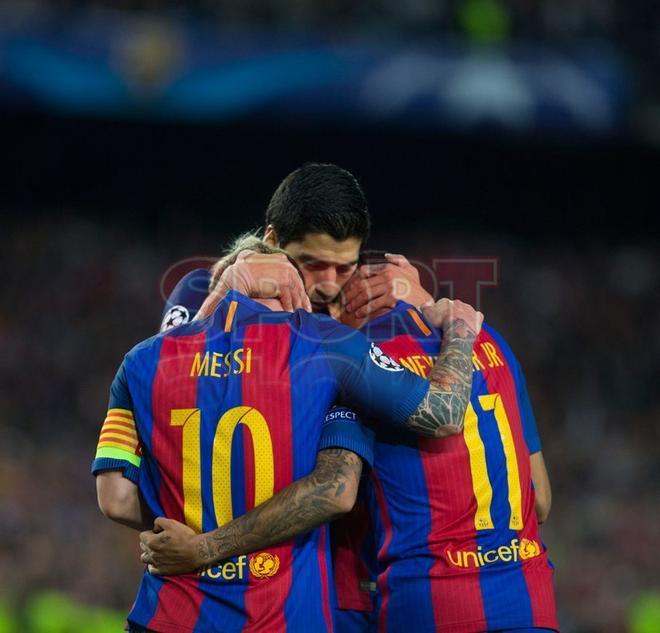 Luís Suárez junto a Neymar y Leo Messi formó uno de los mejores tridentes del fútbol. Entre los tres delanteros firmaron 363 goles en competiciones oficiales.