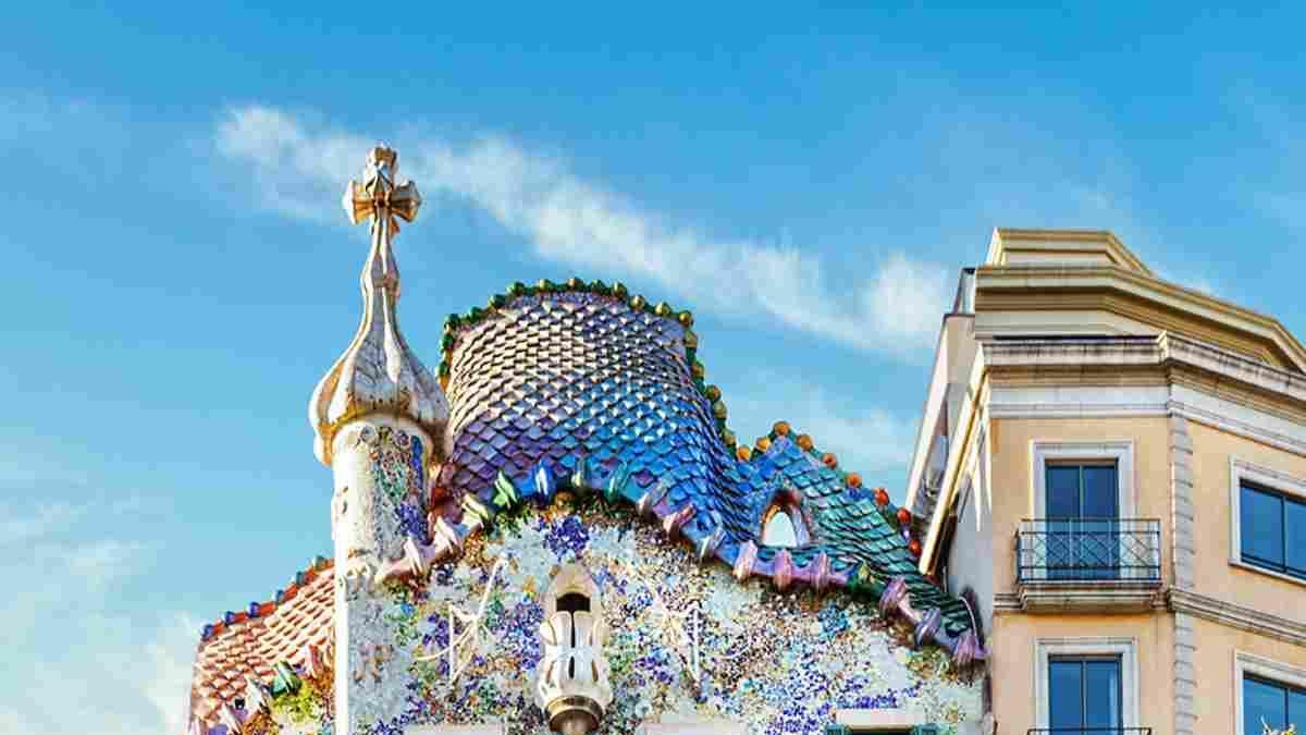 La emblemática Casa Batlló de Gaudí acoge la boutique temporal de Cartier en Barcelona