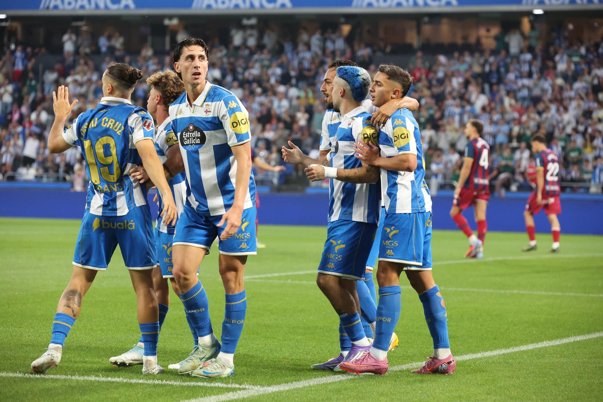 Las mejores imágenes del Deportivo - Huesca