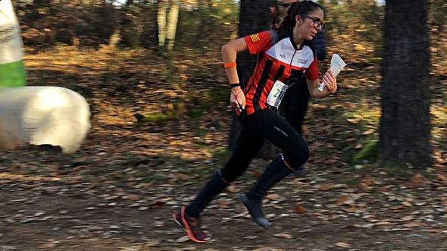 Jordina Juan en plena cursa a Valle del Ambroz, a Extremadura