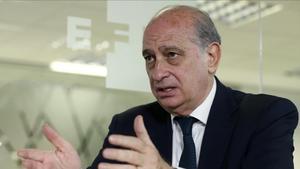 El ministro del Interior en funciones y cabeza de lista del PP catalán, Jorge Fernández Díaz. 
