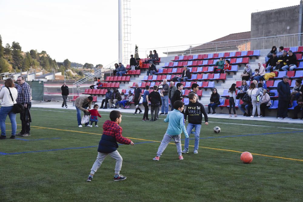 Sant Vicenç mostra el seu nou camp de futbol