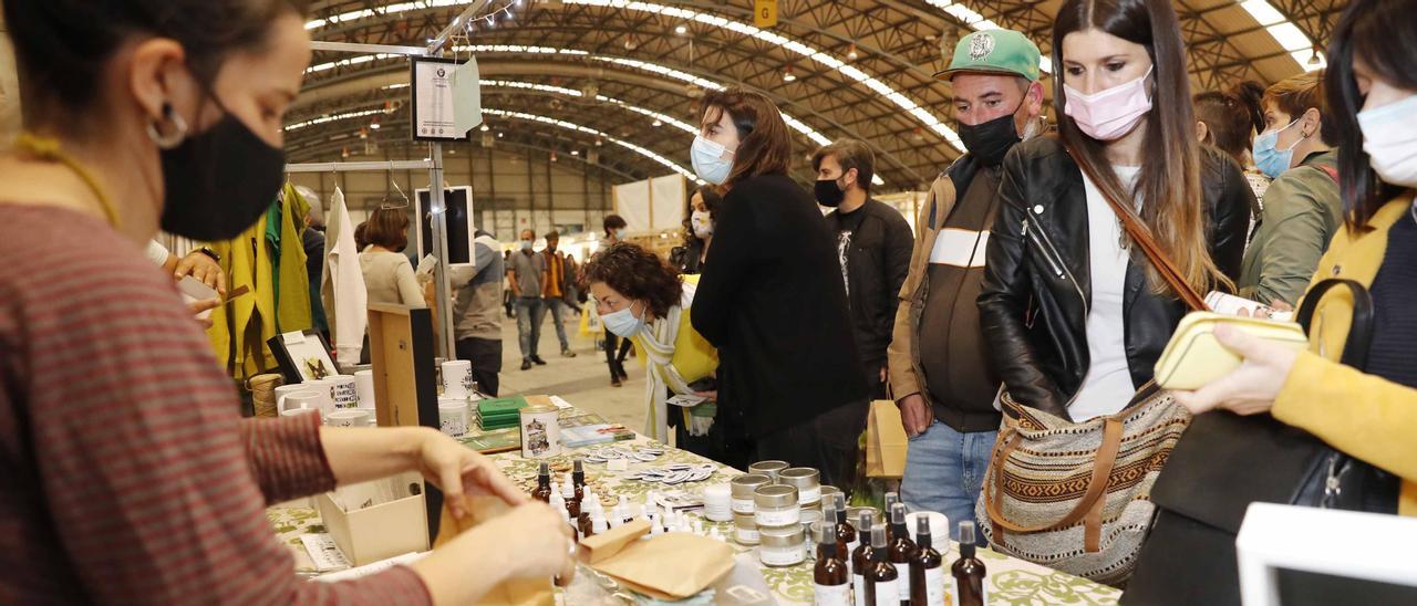 Público asistente a la primera edición de la feria celebrada el año pasado en el Ifevi.