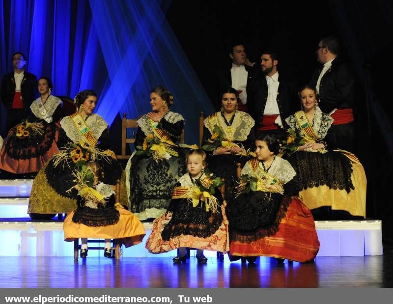 GALERÍA DE FOTOS -- Cor de la Ciutat venera a Teresa y Beatriz