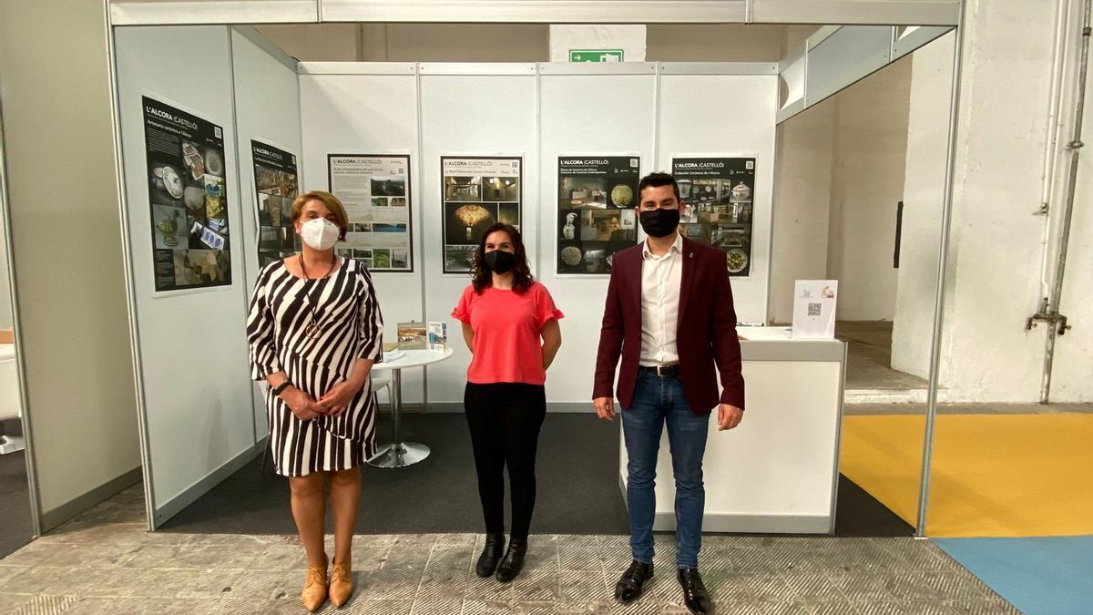 Falomir encabezó la delegación de l'Alcora en la feria turística de Barcelona.