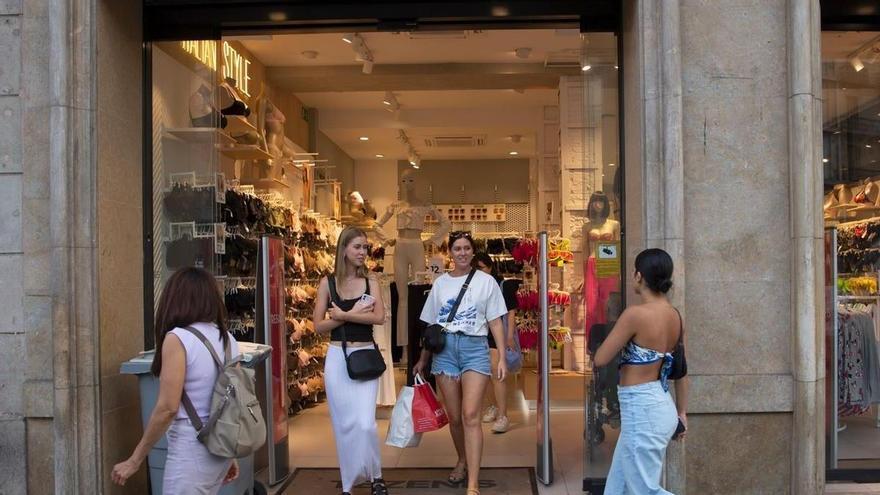 ¿Qué tiendas y supermercados abren este martes de Romería de la Virgen de la Fuensanta en Murcia?