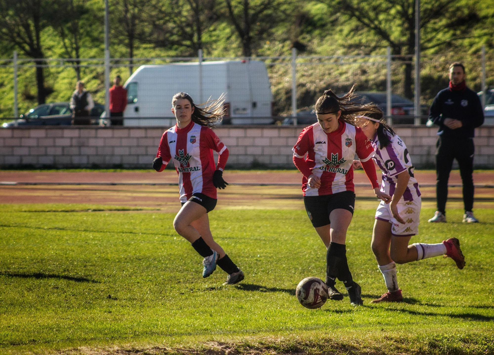 Torneo solidario de fútbol femenino