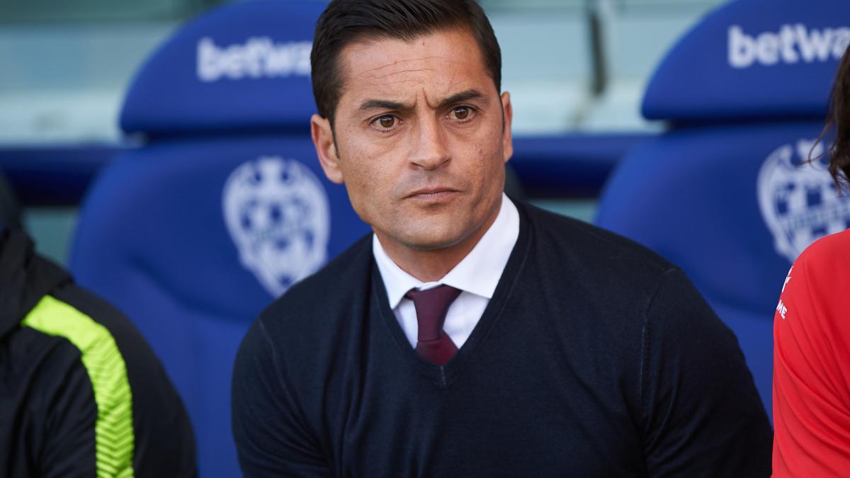 Entrenadores del rayo vallecano