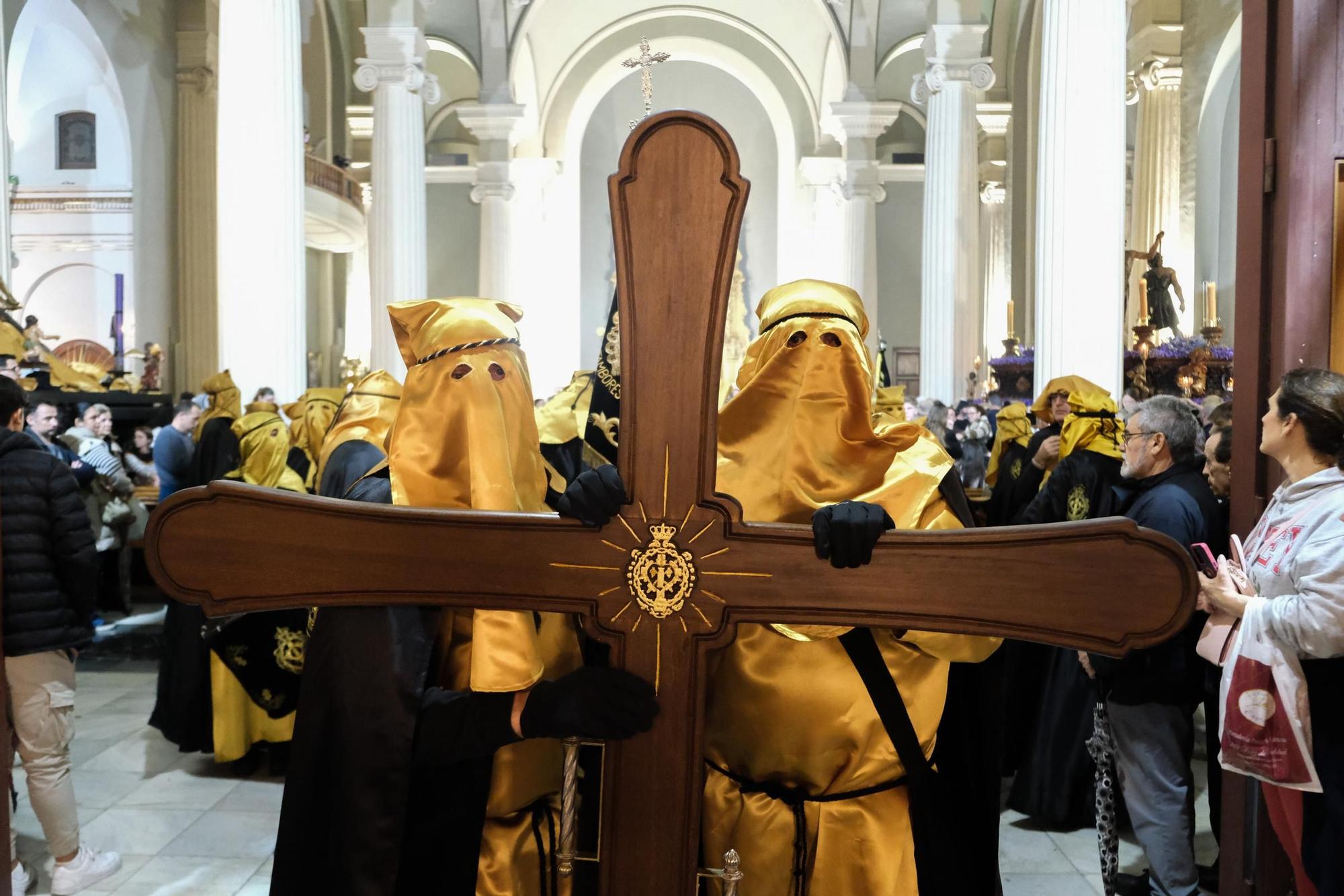 Las mejores imágenes del Lunes Santo en Elche