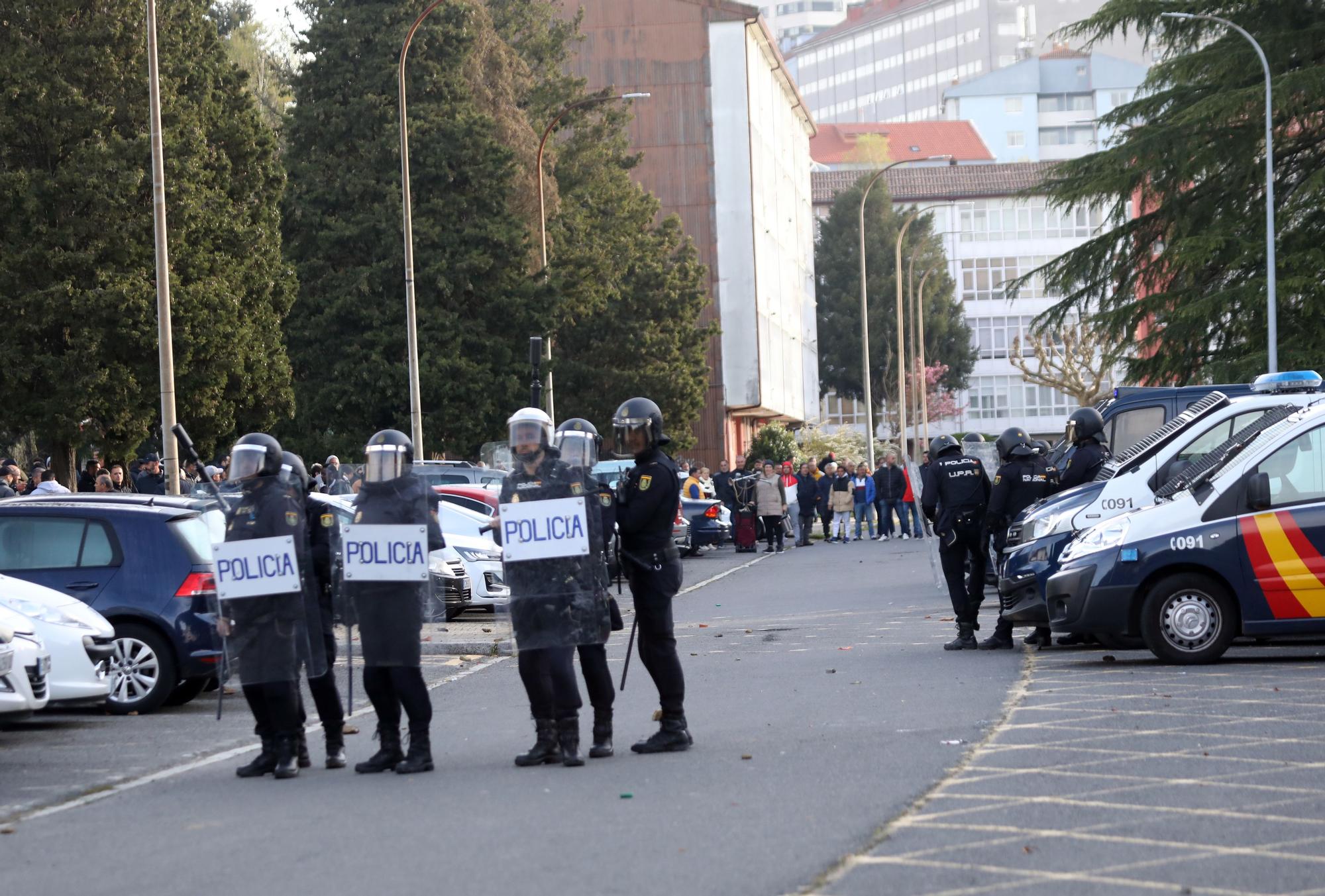 Carga policial en la protesta de bateeiros en Santiago