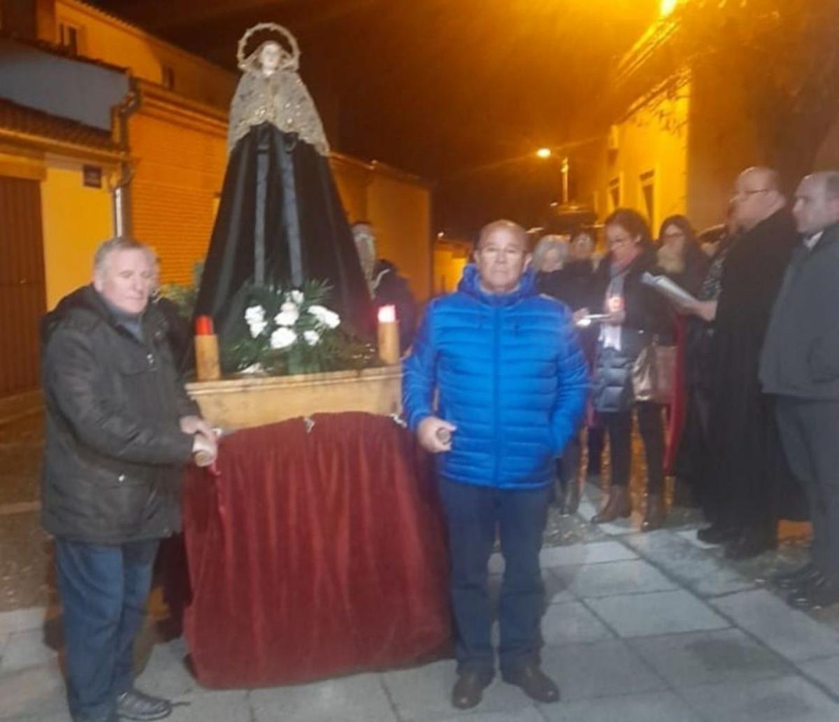 La lluvia concede una tregua a la Pasión