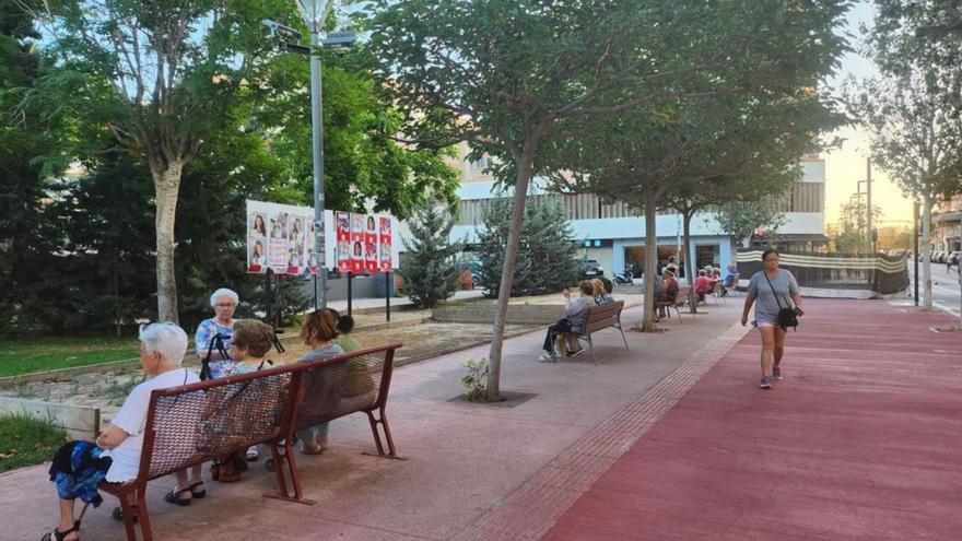 ‘Overbooking’ en los bancos del parque de la Paz