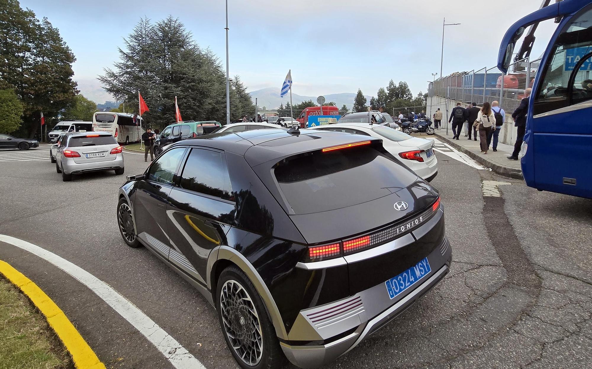 Los VTC se saltan el cerco y llegan a Conxemar durante la tarde