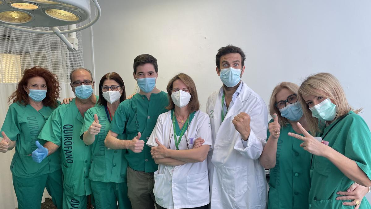 Profesionales de la unidad de Melanoma del Clínico