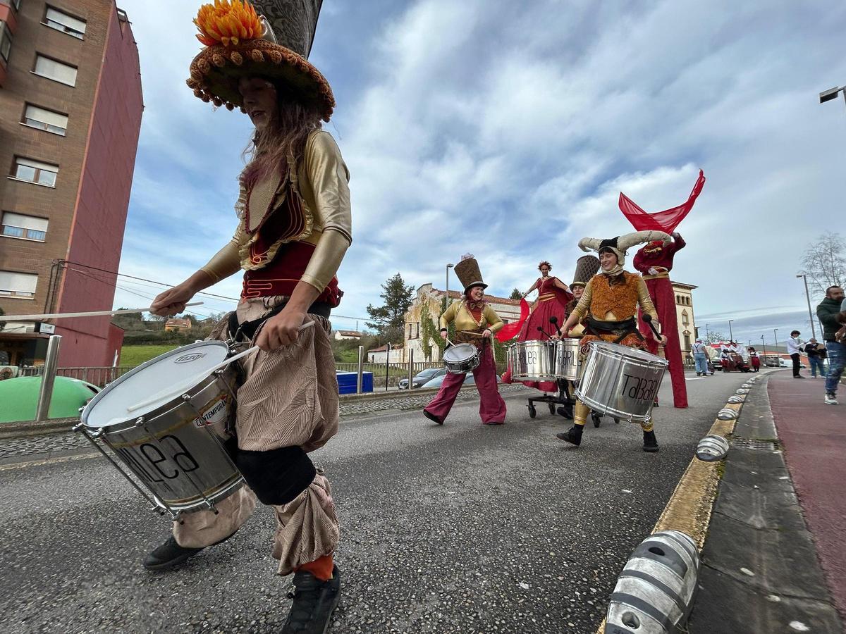 EN IMÁGENES: Así fue el desfile de carnaval en Pola de Siero
