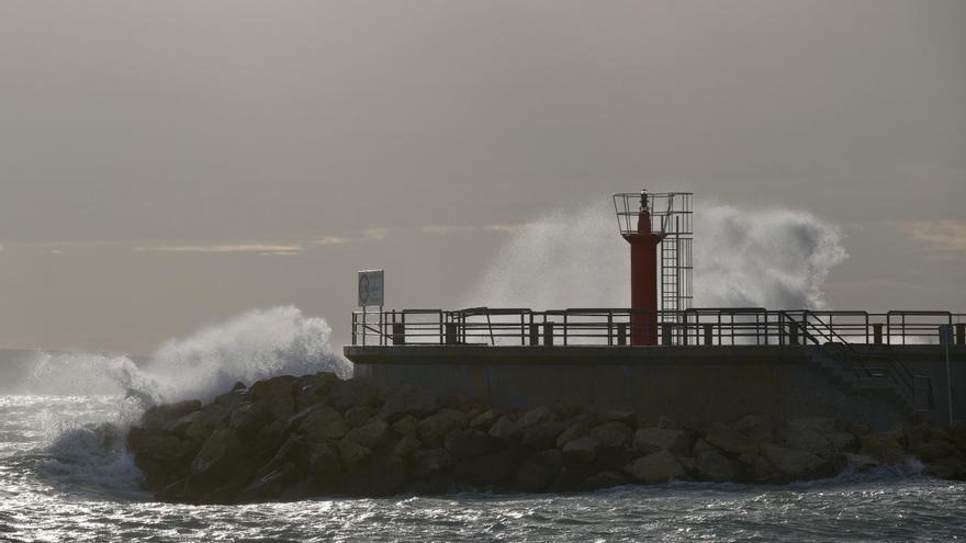 Las fotos de la borrasca Ciarán en Mallorca: El viento y el temporal marítimo no dan tregua
