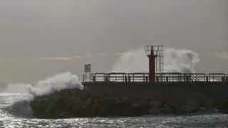 Borrasca Ciarán en Mallorca: Los fuertes vientos azotan la isla y los termómetros se desploman