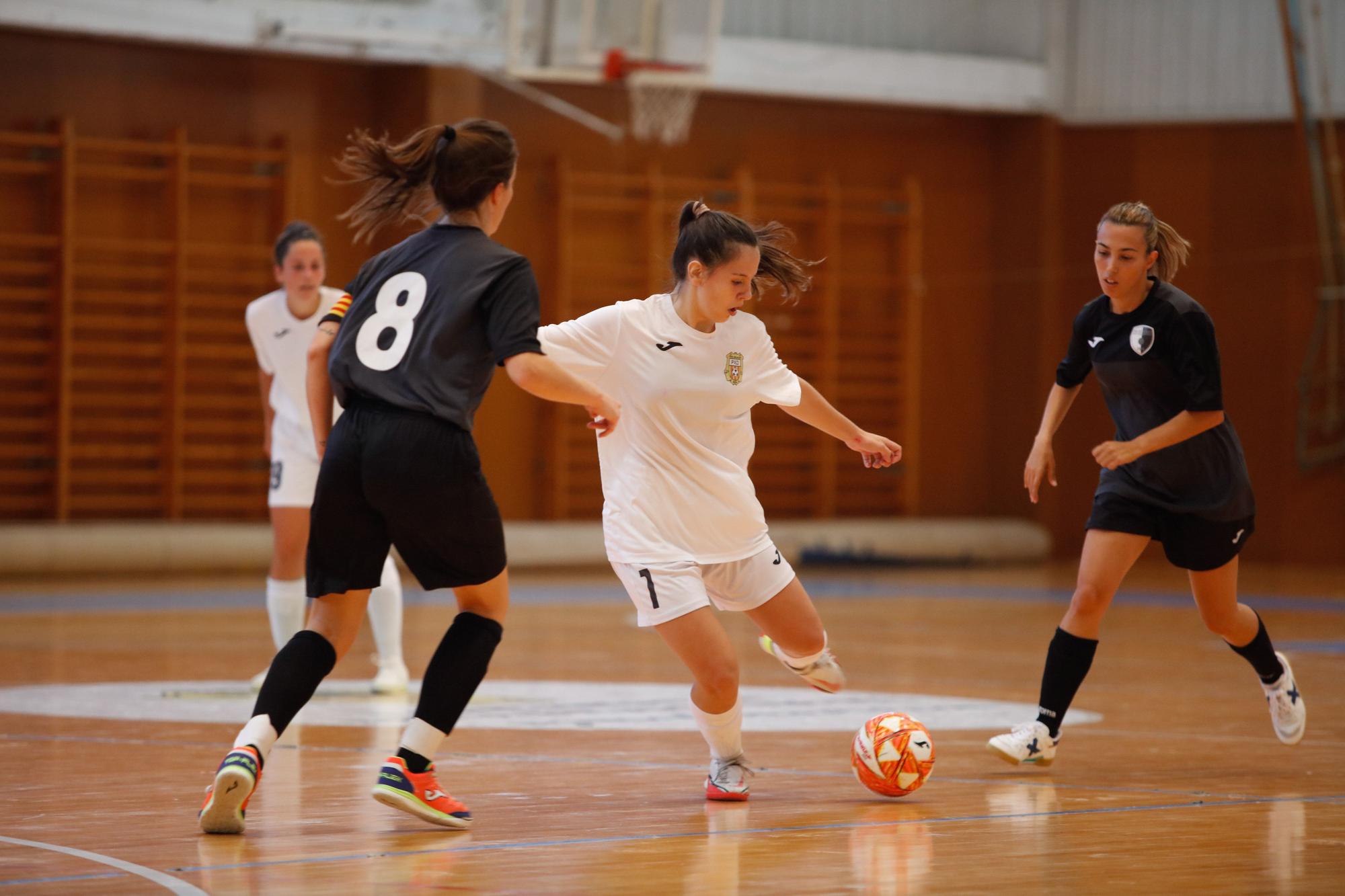 Partido entre la Peña Deportiva y el CFS Les Glòries de fútbol sala femenino.