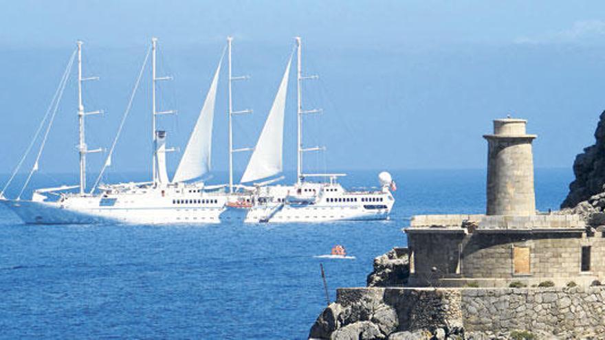 Port de Sóller empfängt erstes Kreuzfahrtschiff des Jahres