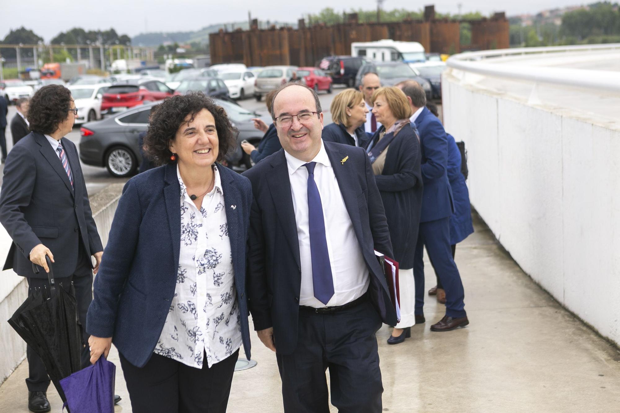 El Ministro de Cultura, Miquel Iceta, visita el Centro Niemeyer